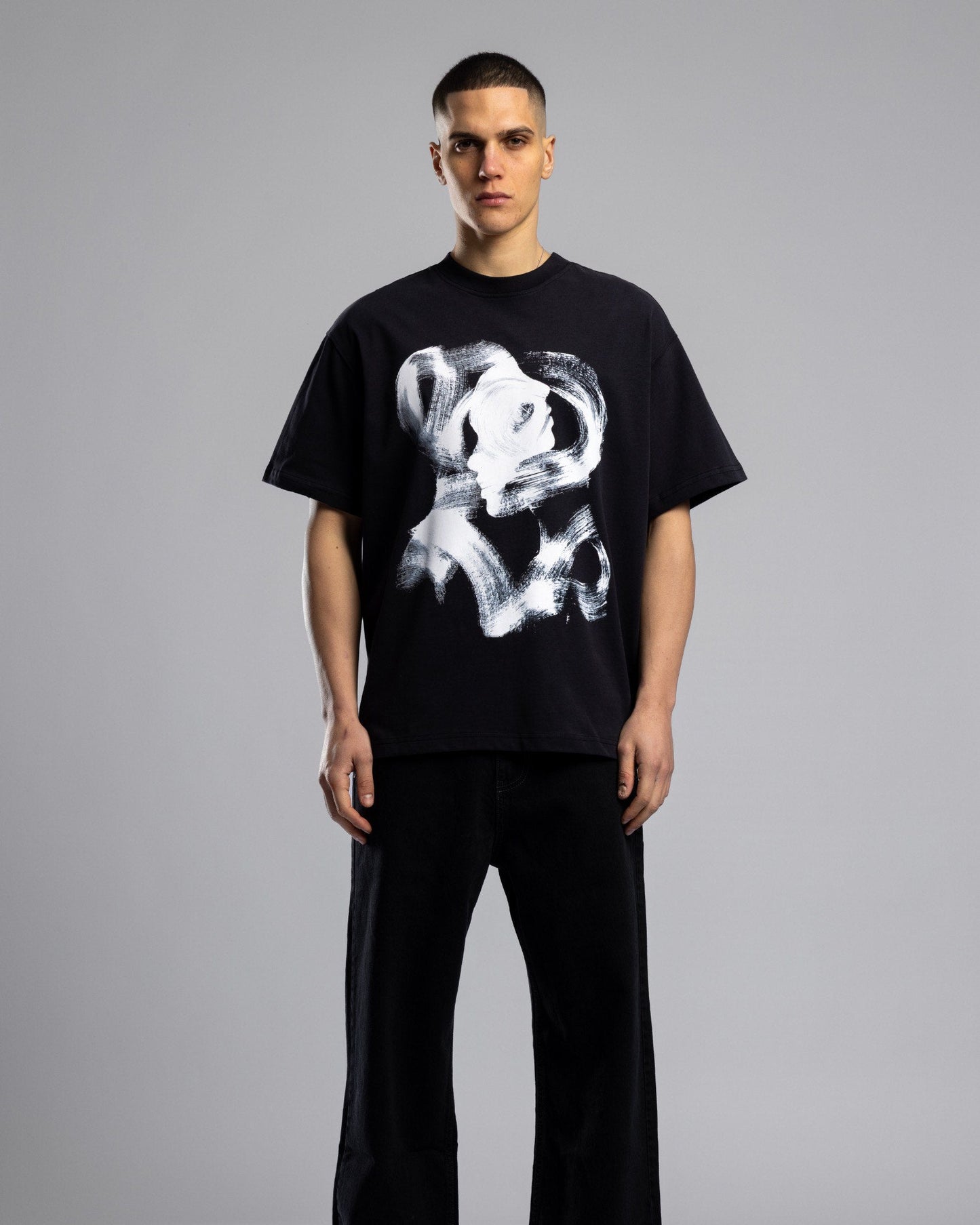 FVSION TEE IN BLACK