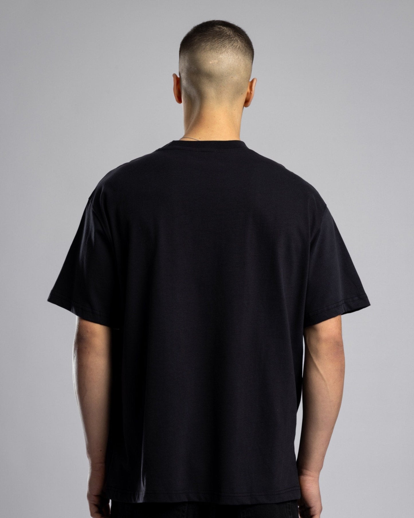 FVSION TEE IN BLACK